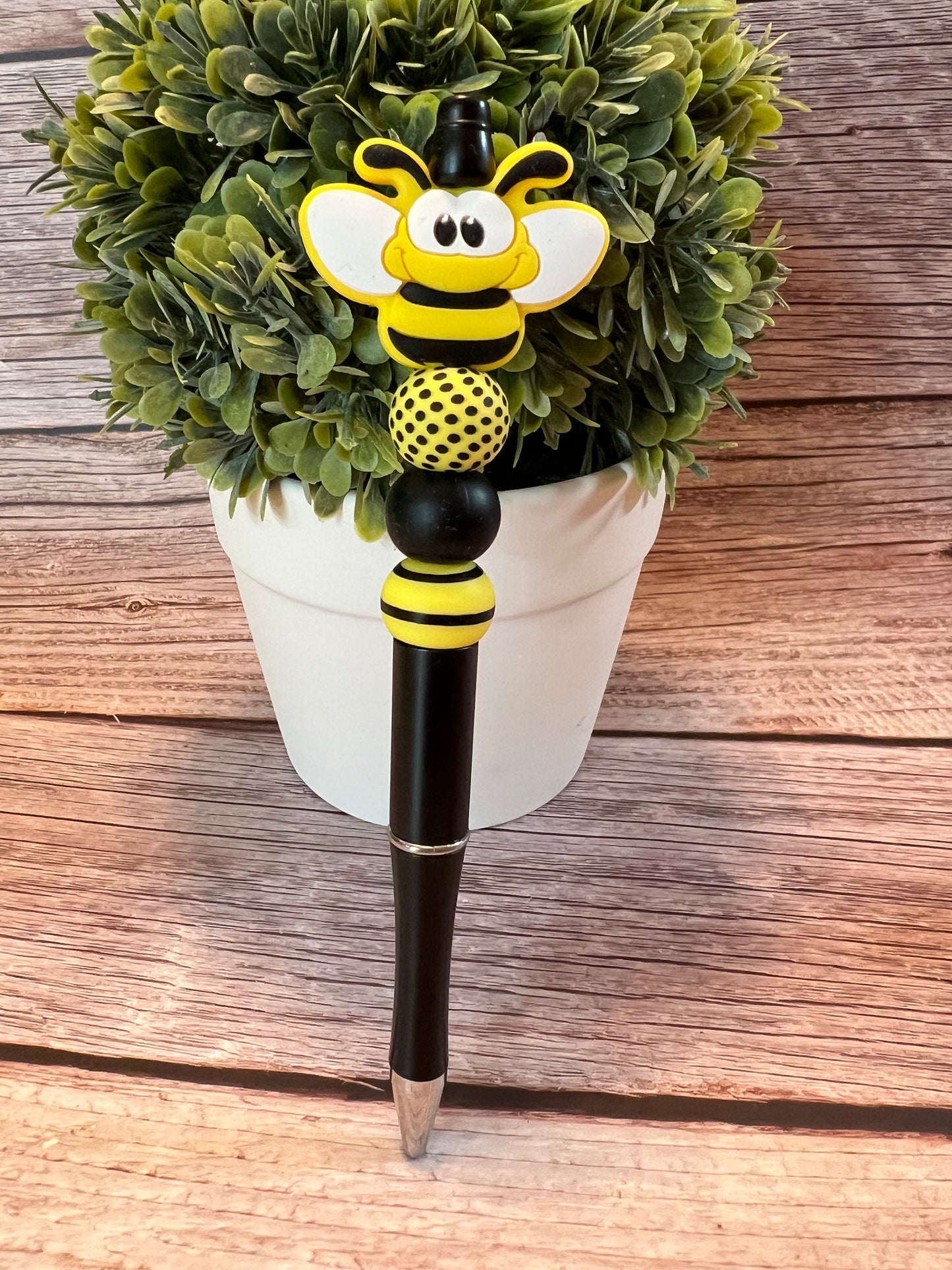 Bee Pen